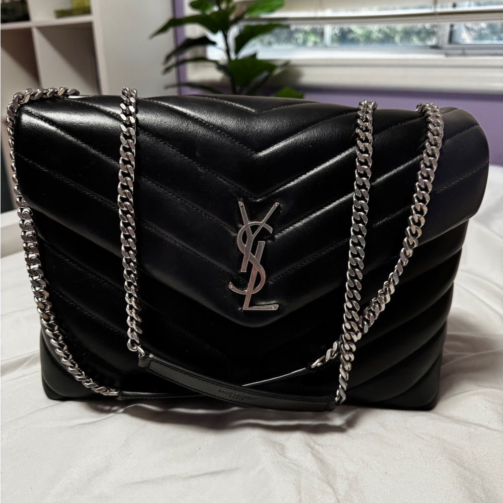 Saint Laurent Medium Loulou Matelassé
Leather Shoulder Bag